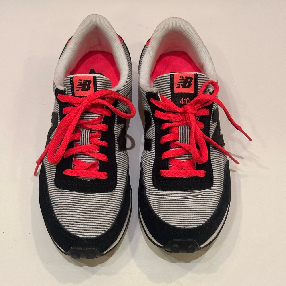 New Balance Black and White Sneakers with Pink Laces